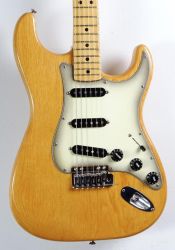 Fender_Stratocaster_Antigua_1978