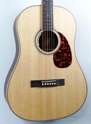 Larrivee___BT40R_Baritone_2